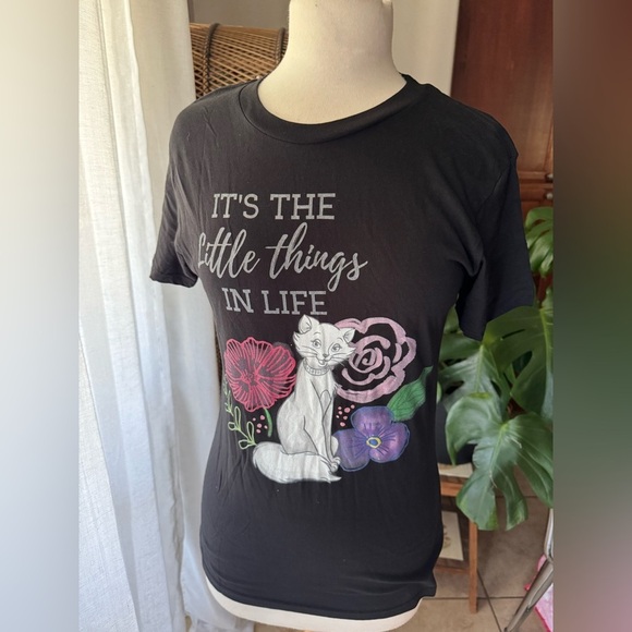 Tops - Disney aristocats dichess it’s the little things in life Cat Graphic T-Shirt